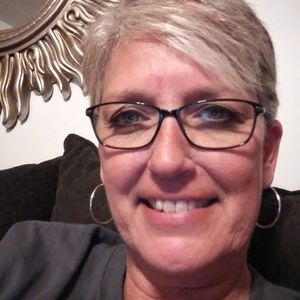 Meet your Posher, Jenifer